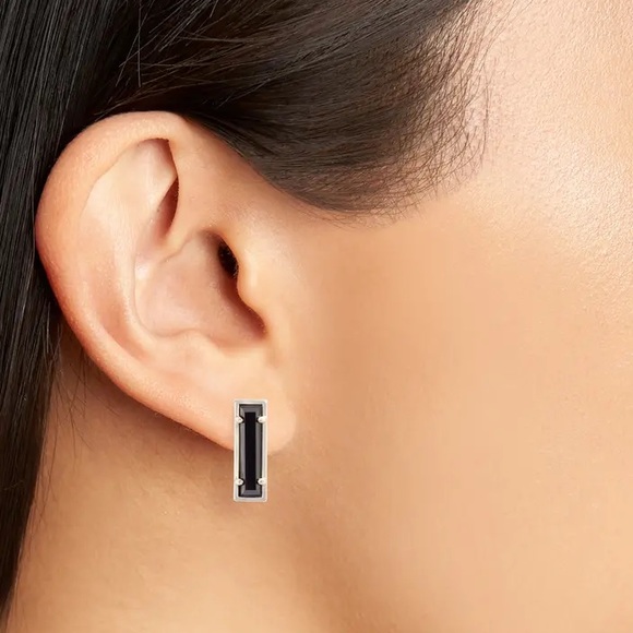 Kendra Scott Jewelry - Kendra Scott Lady Stud Earrings